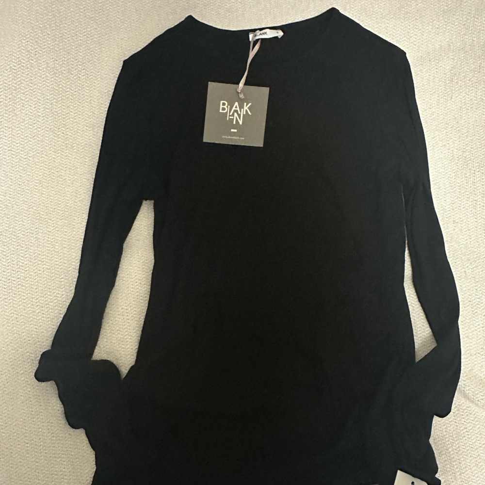 Dress blank black ribbed long sleeve tee